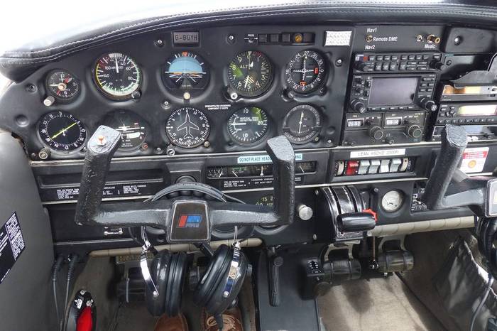 altimetre de cockpit avion
